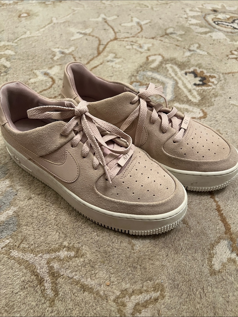 Women’s Air Force 1 Sage Low